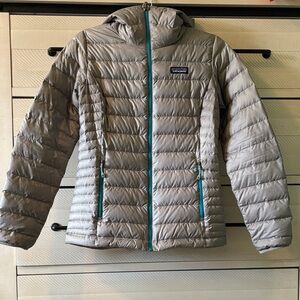 Patagonia Down Sweater Hoody